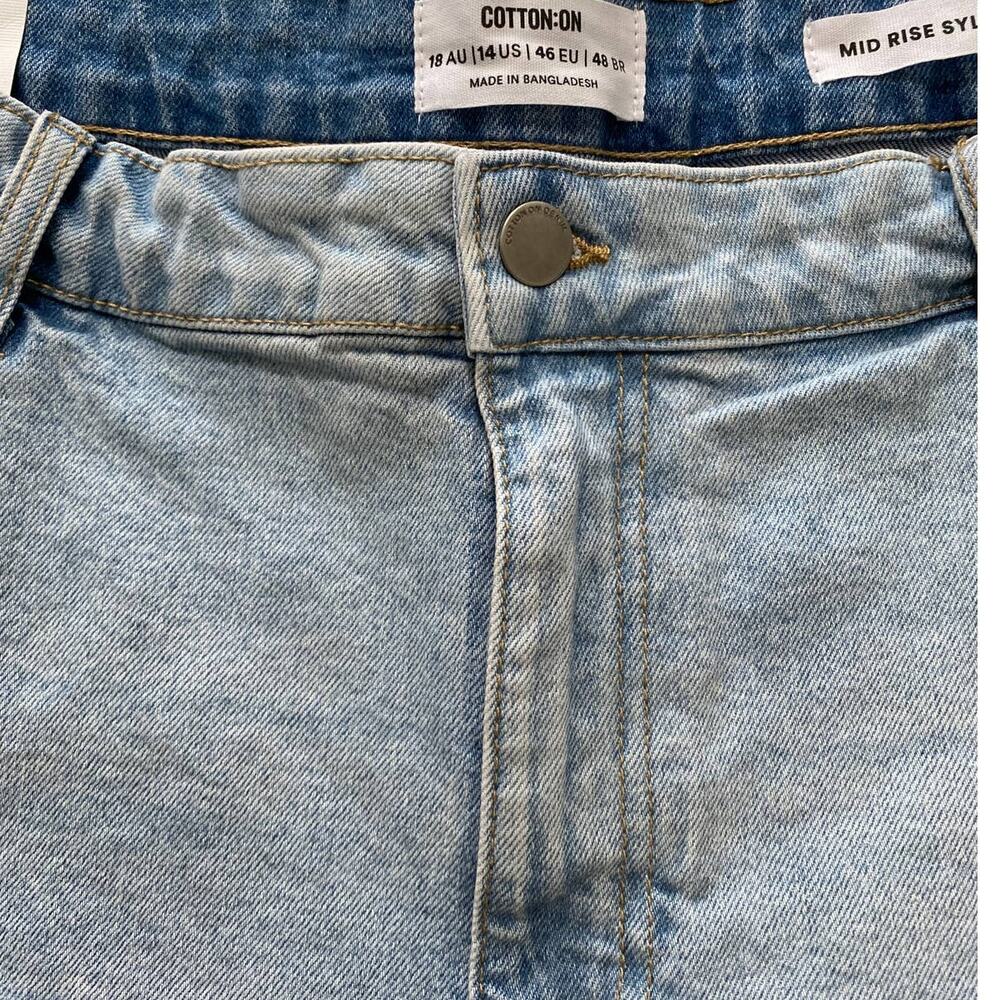 Cotton On Mid Rise Sylvie Denim Blue Jean Shorts NEW Size 14 - Picture 3 of 8